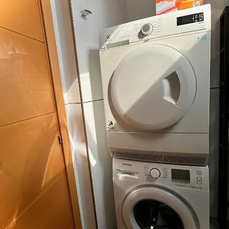 Modern Penthouse - 1 Min From The * فوينخيرولا