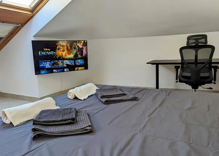 Modern Penthouse - 1 Min From The Apartment *